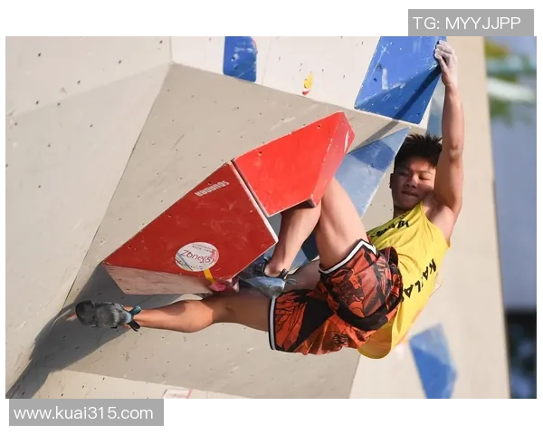 杭州滑板队在攀岩联赛中的拼搏历程与荣耀时刻揭秘